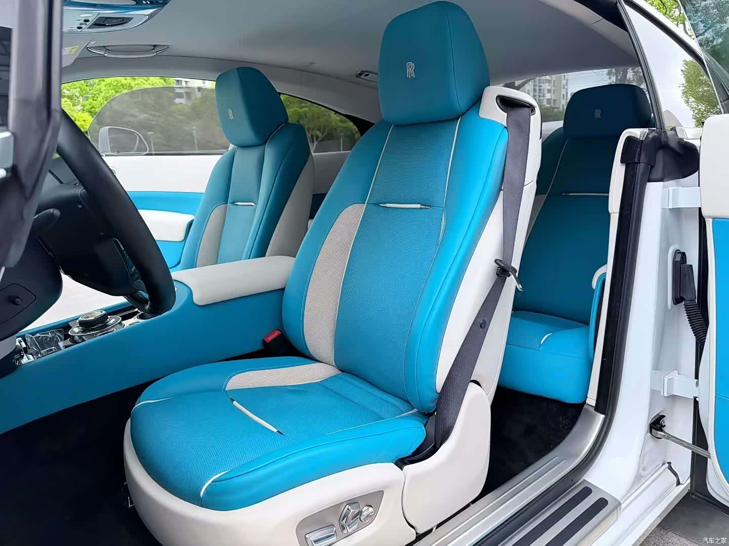 Rolls-Royce Wraith, 2020 12