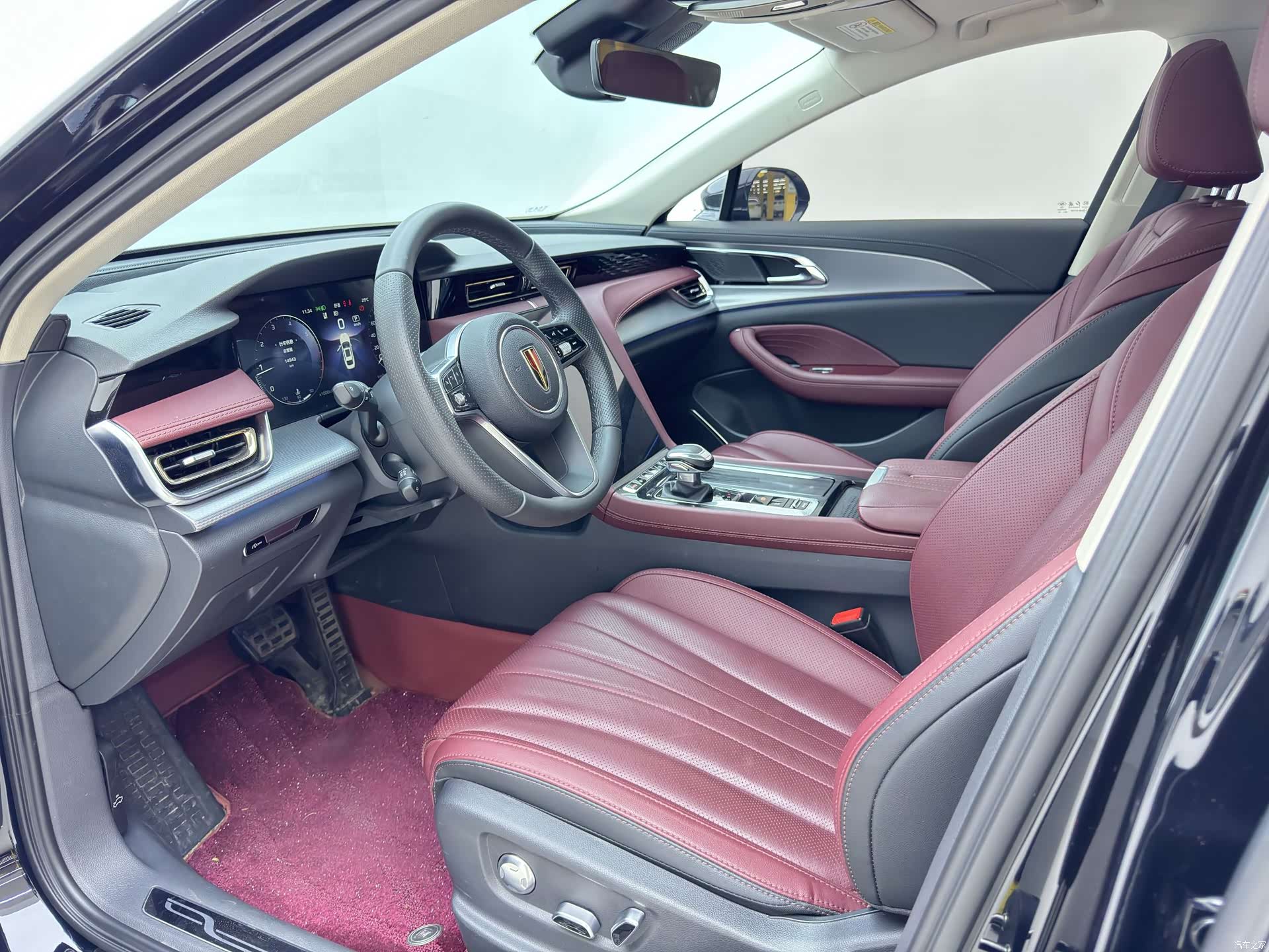 Hongqi H5, 2022 4