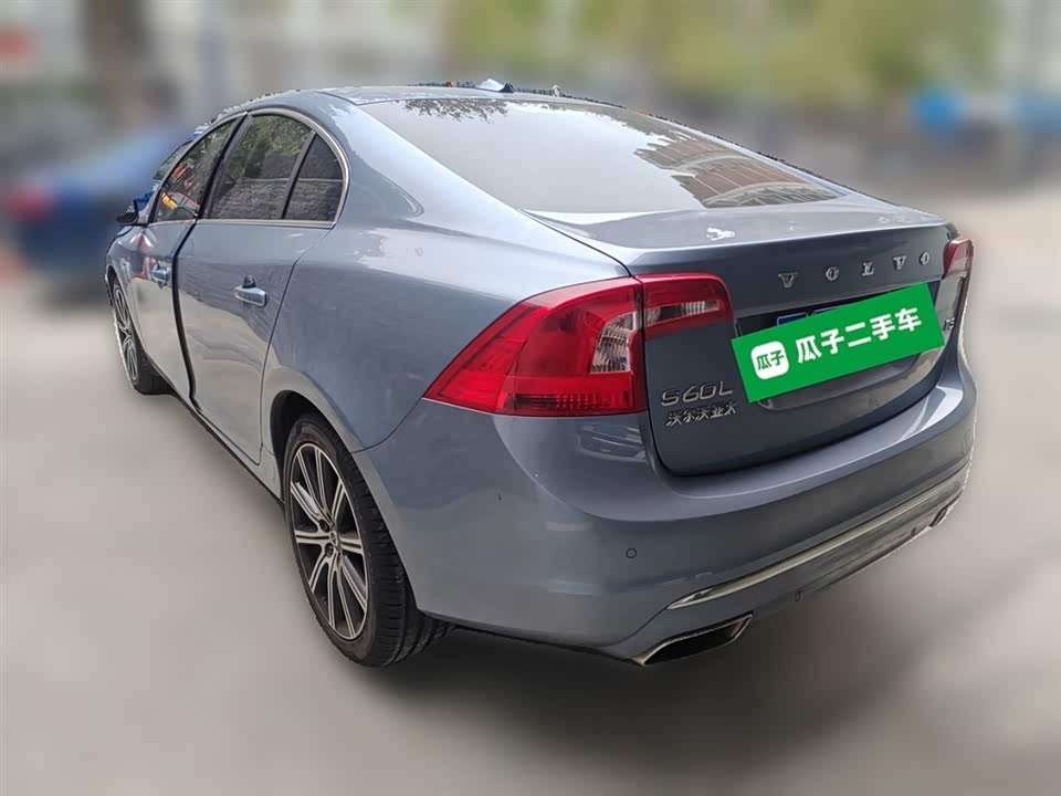 Volvo S60