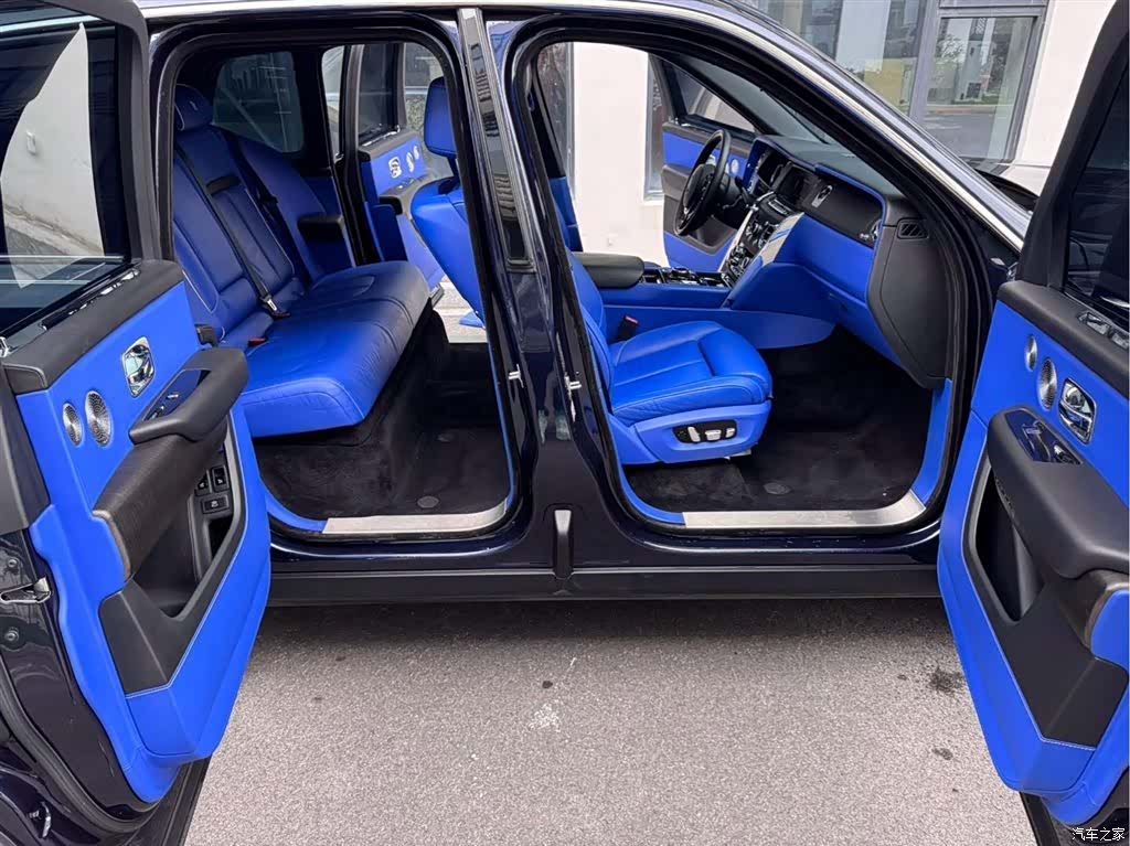 Rolls-Royce Cullinan, 2019 10