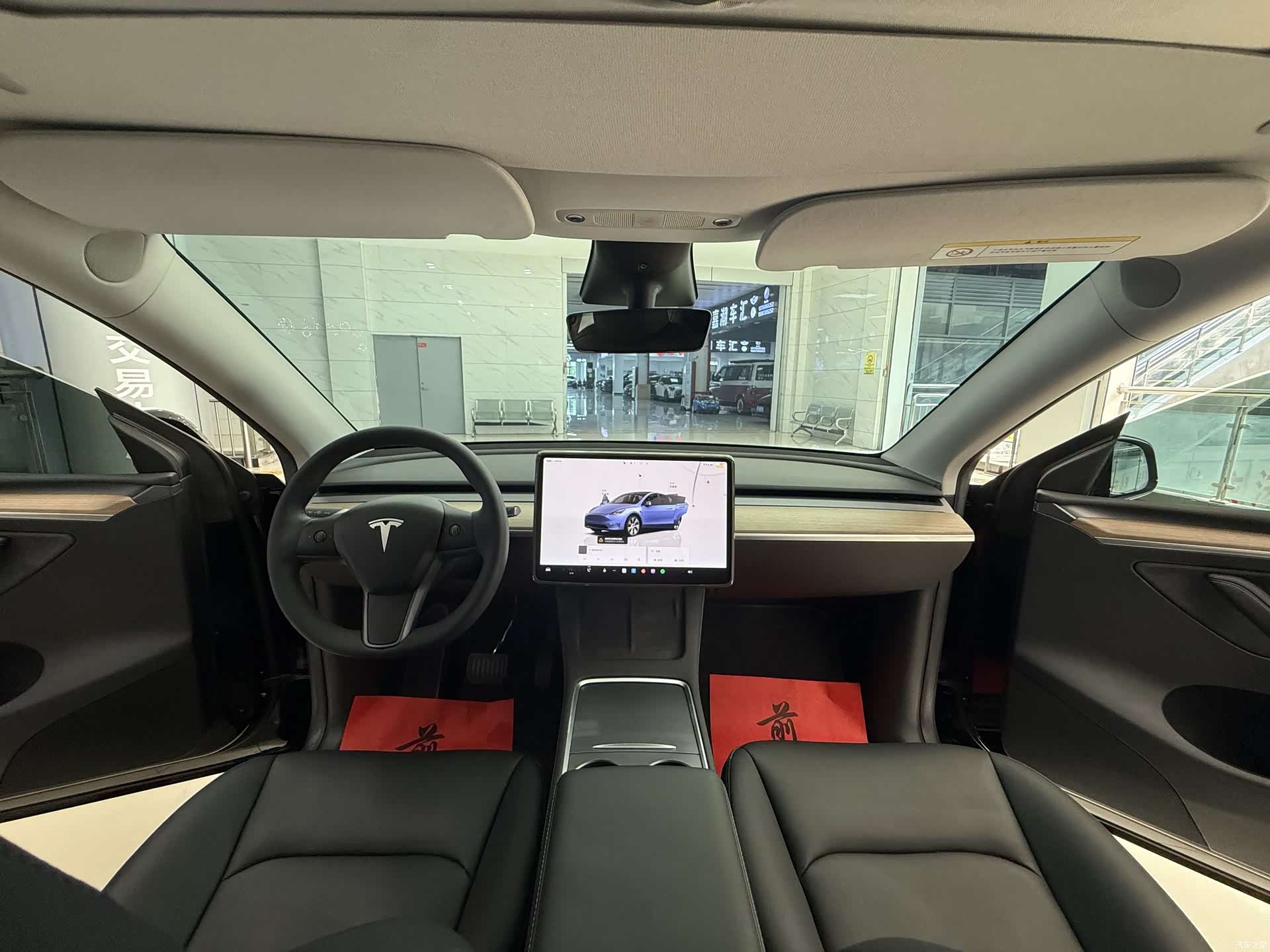 Tesla Model Y, 2023 6