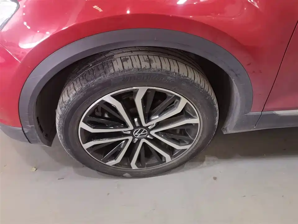 Volkswagen T-ROC exploring Songs Volkswagen T-ROC exploring Songs
