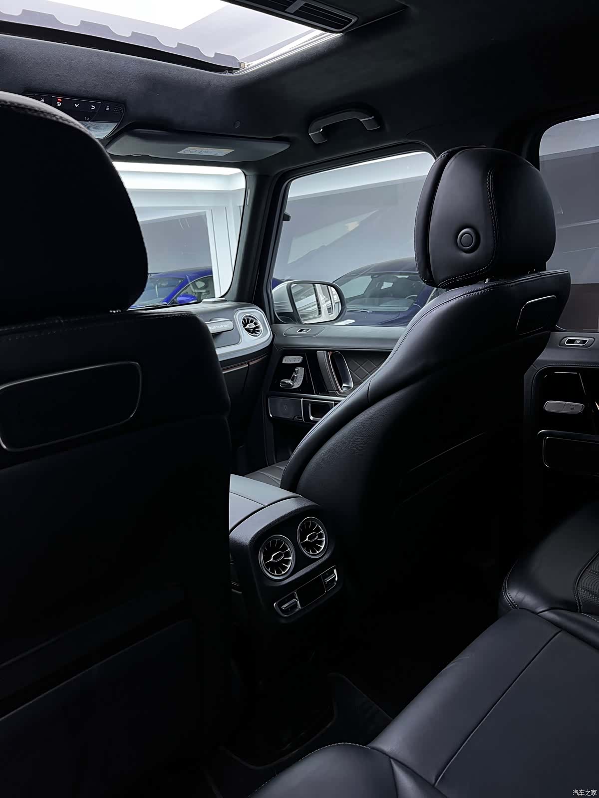 Mercedes-Benz G-Class, 2020 12