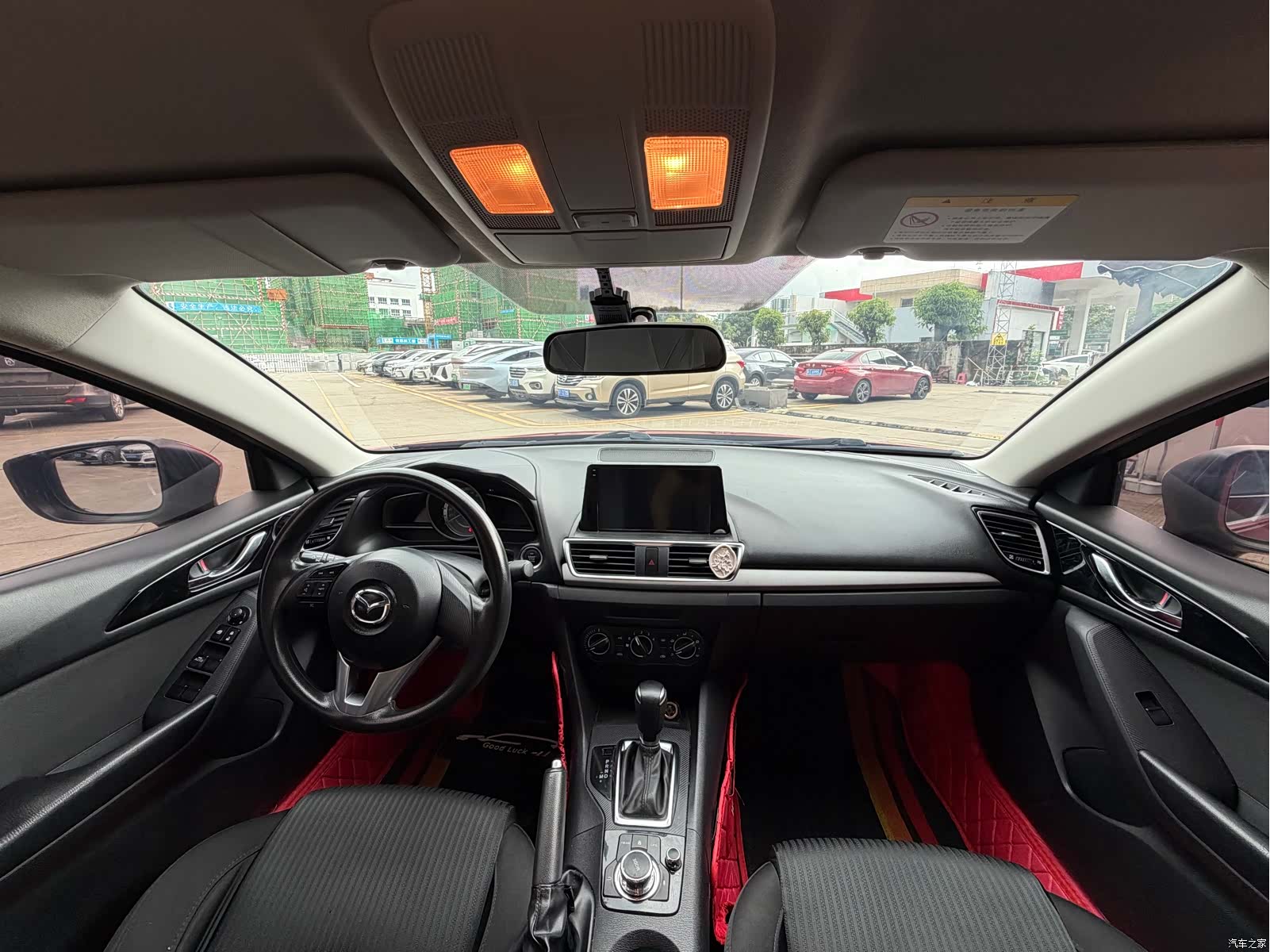 Mazda Mazda3, 2017 8
