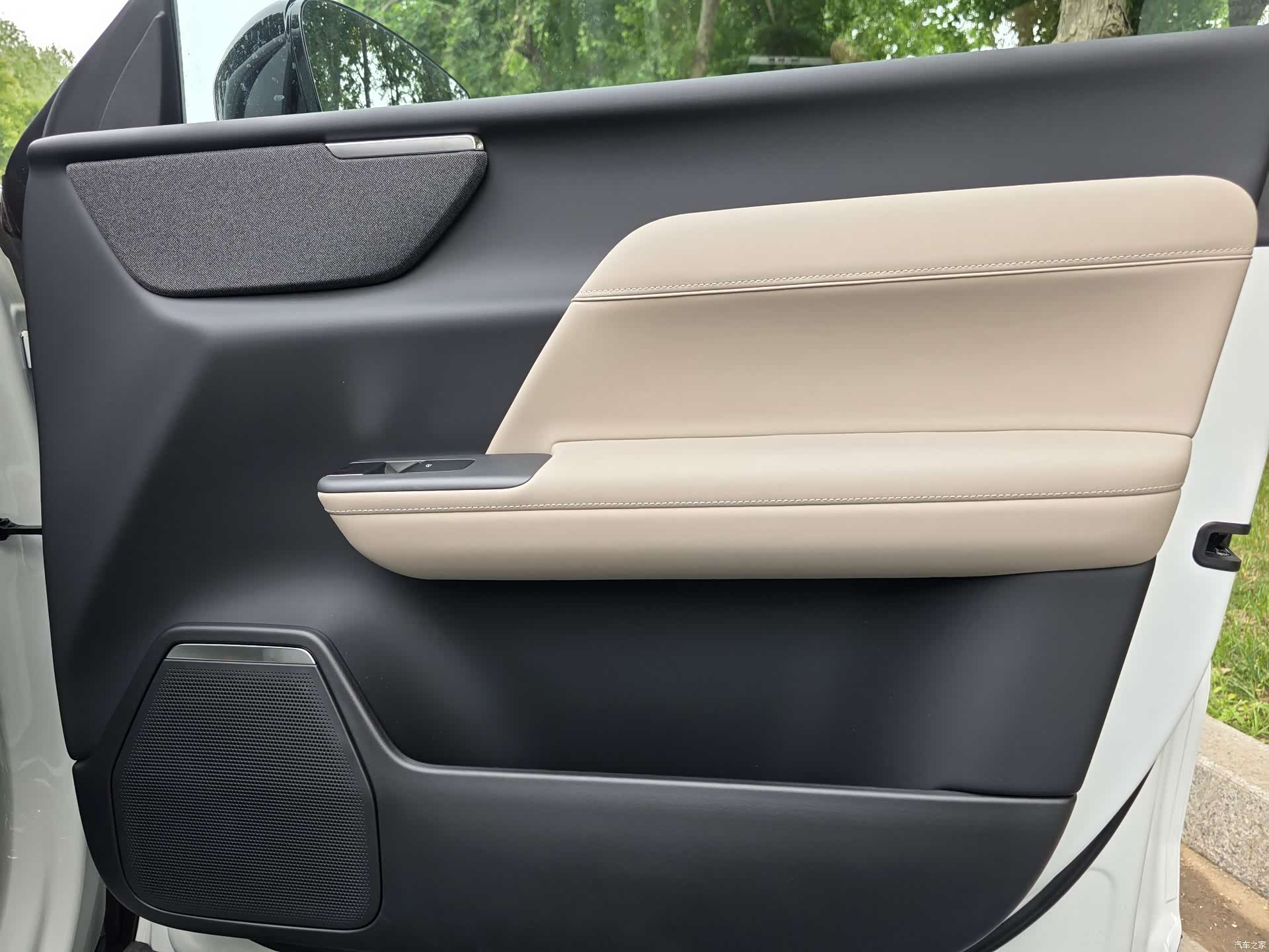 Volvo XC70, 2026 10