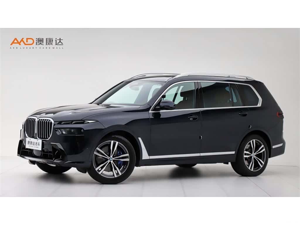 BMW X7, 2023 1