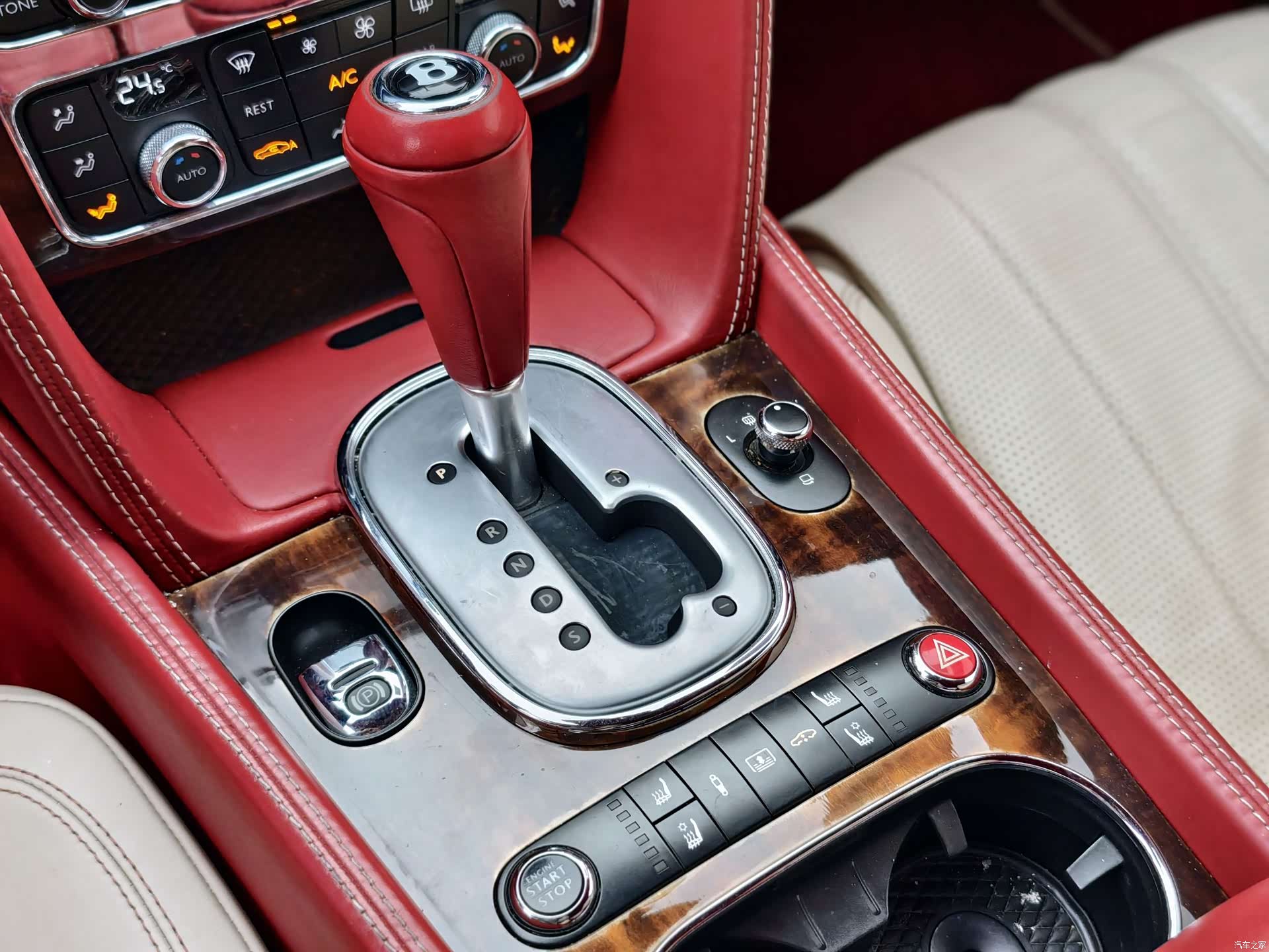 Bentley Flying Spur, 2016 28