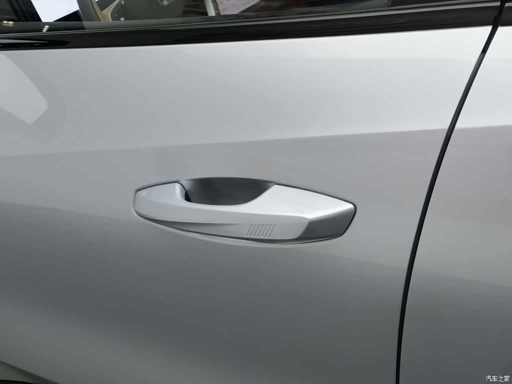 Geely Galaxy L7, 2024 18