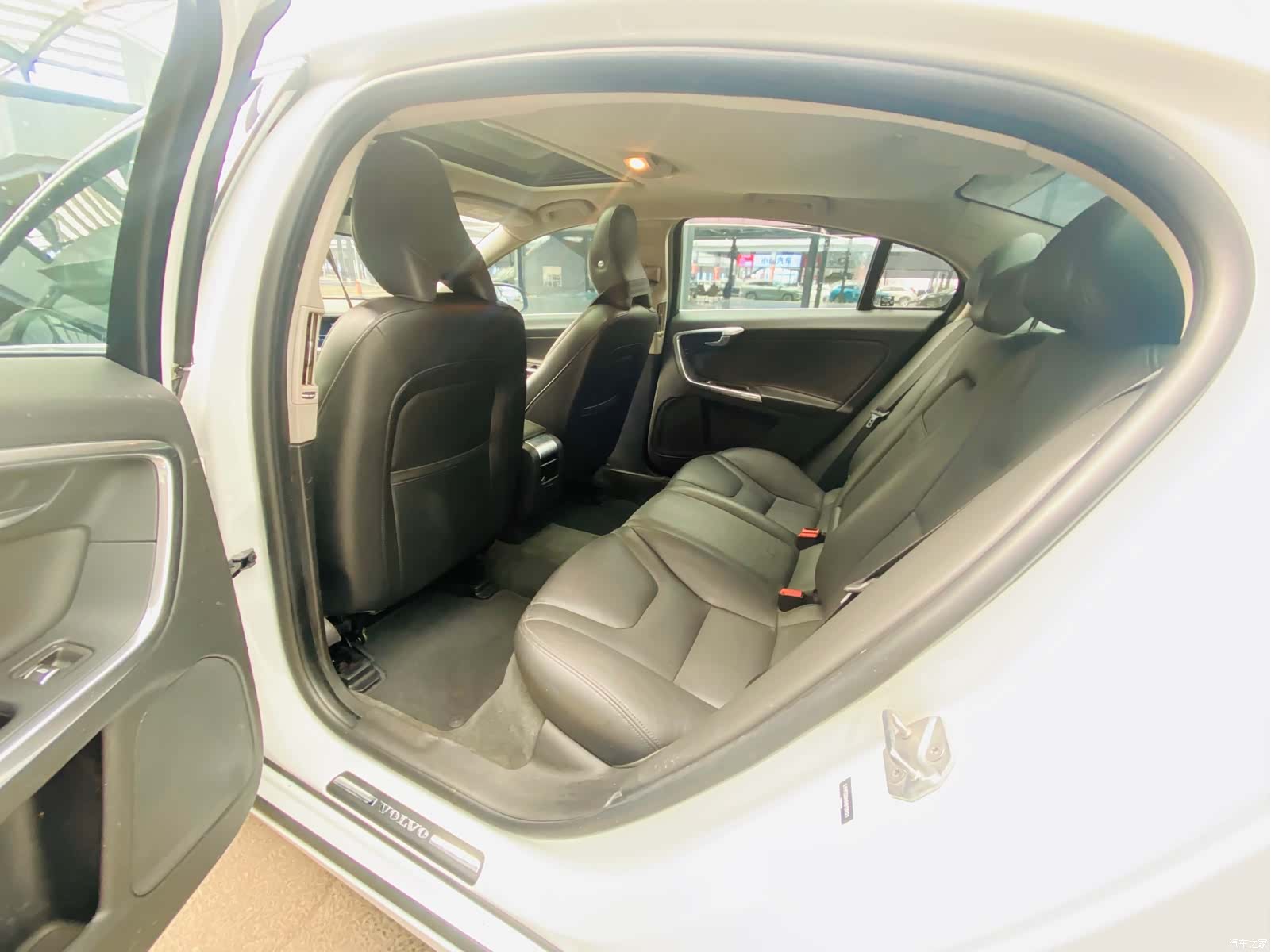 Volvo S60, 2016 11