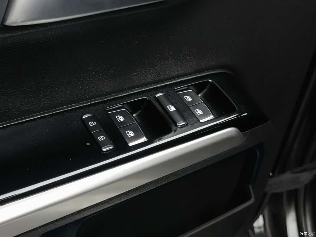BAIC BJ40, 2025 9