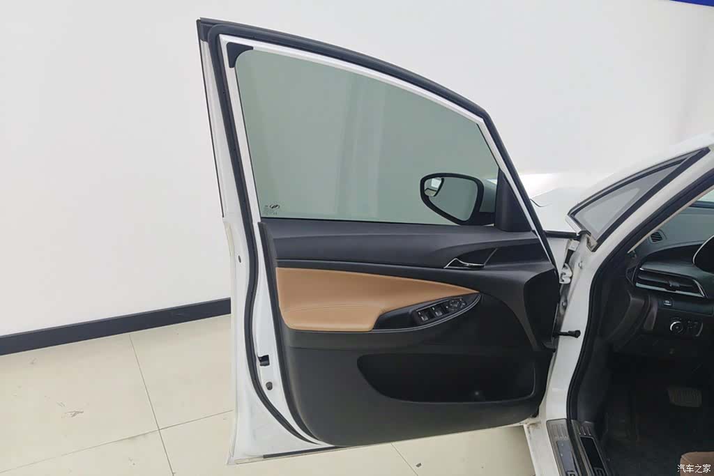 Buick GL6, 2023 7