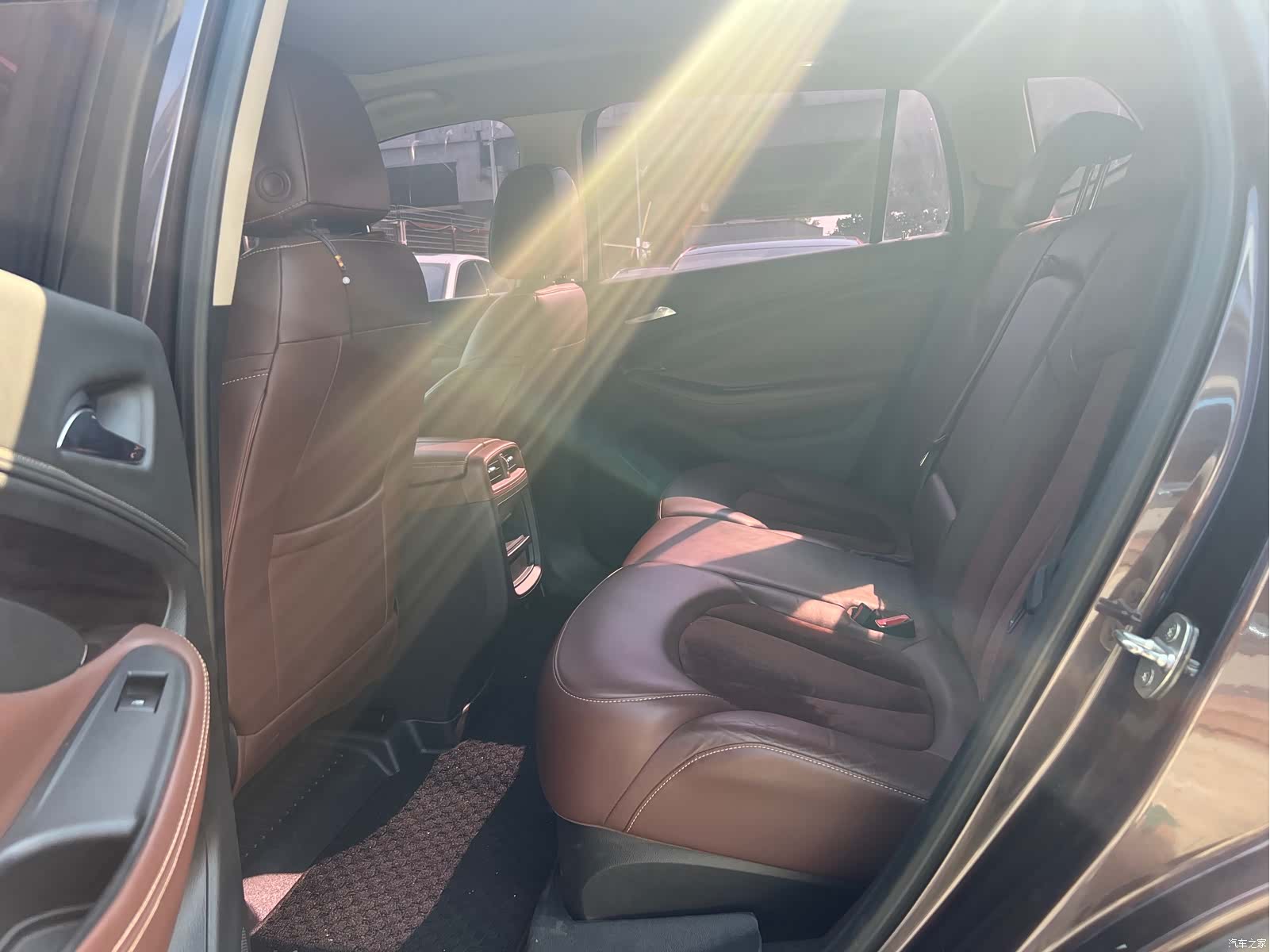 Buick Envision Plus, 2016 все фото