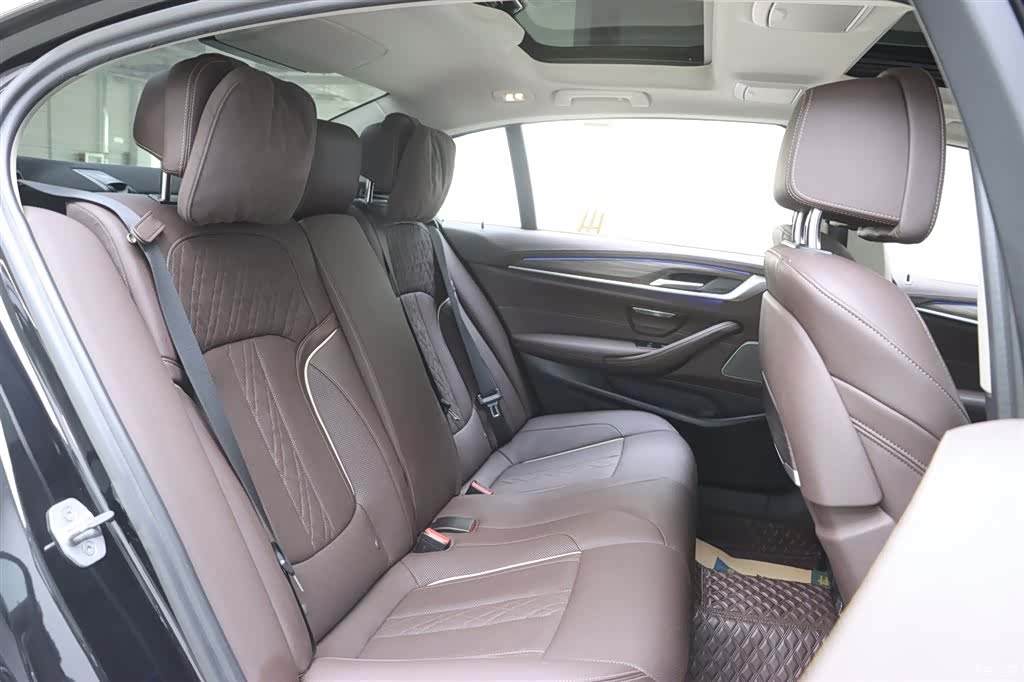 BMW 5 Series, 2022 17