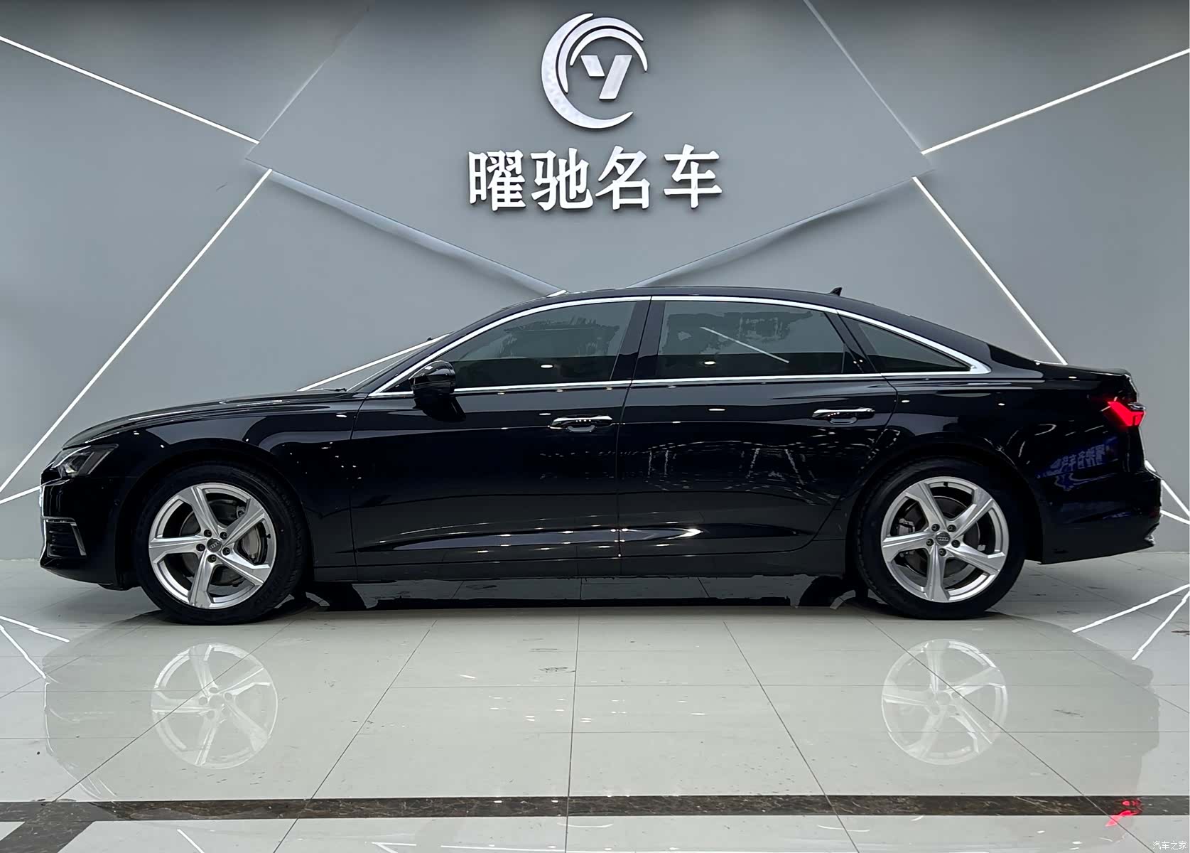 Audi A6L, 2020 3