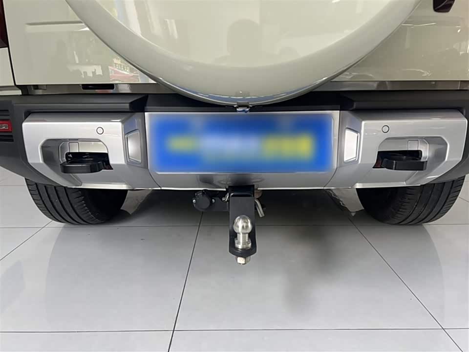 BYD Leopard 5 BYD Leopard 5