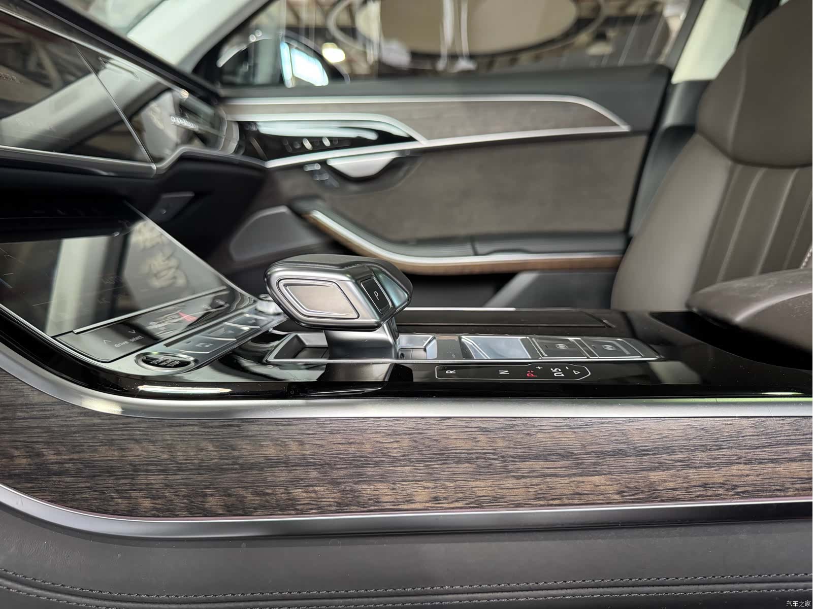 Audi A8L, 2021 22