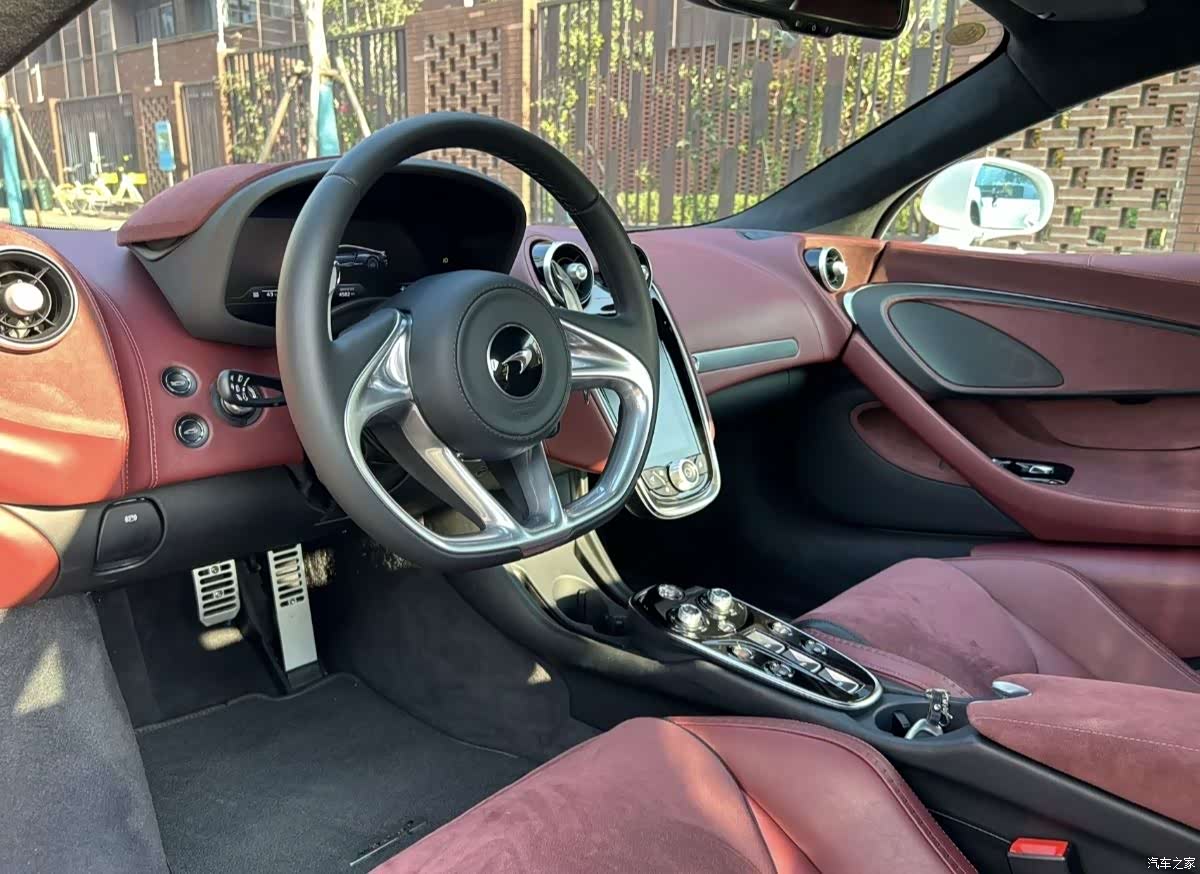 McLaren GT, 2023 6