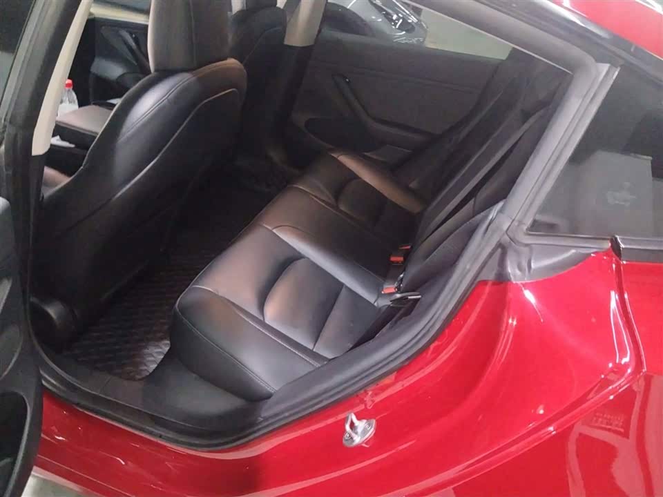 Tesla Model 3 Tesla Model 3