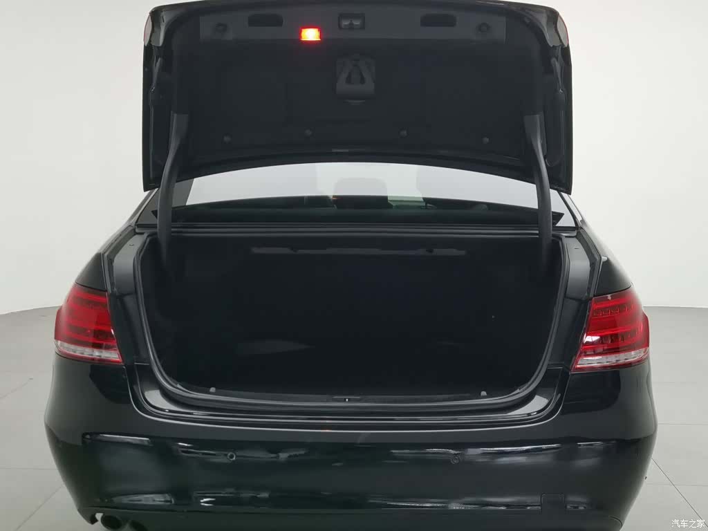 Mercedes-Benz E-Class, 2014 16