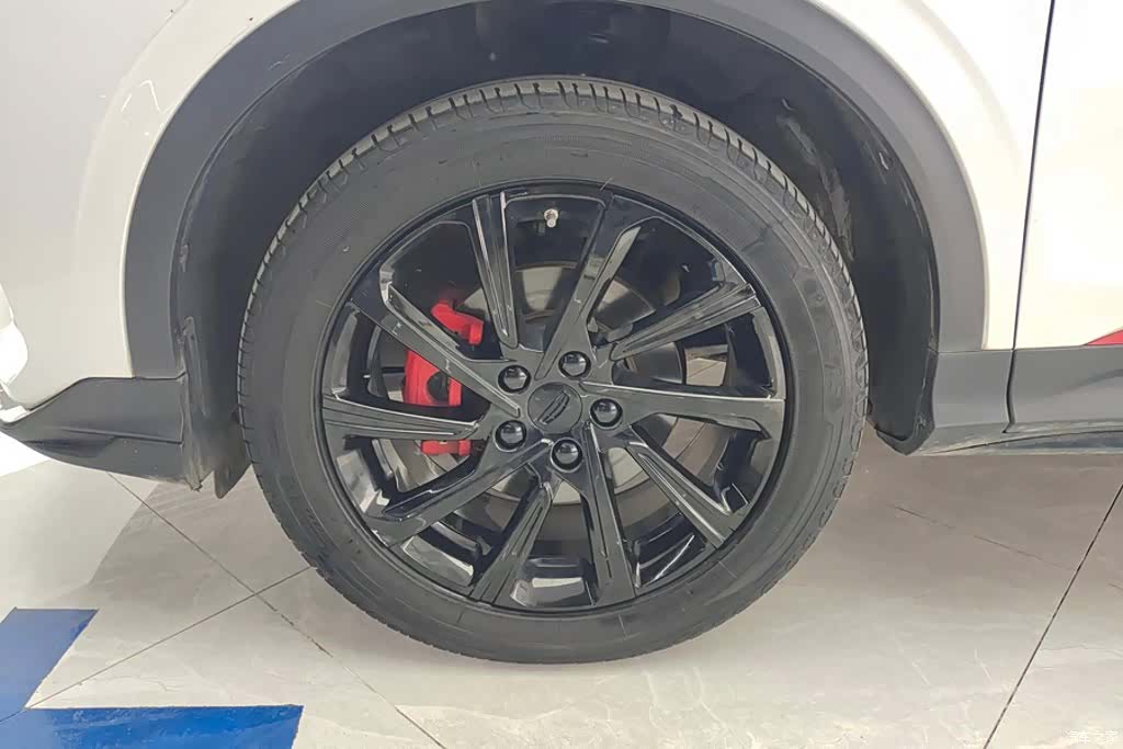 Geely Coolray, 2024 6