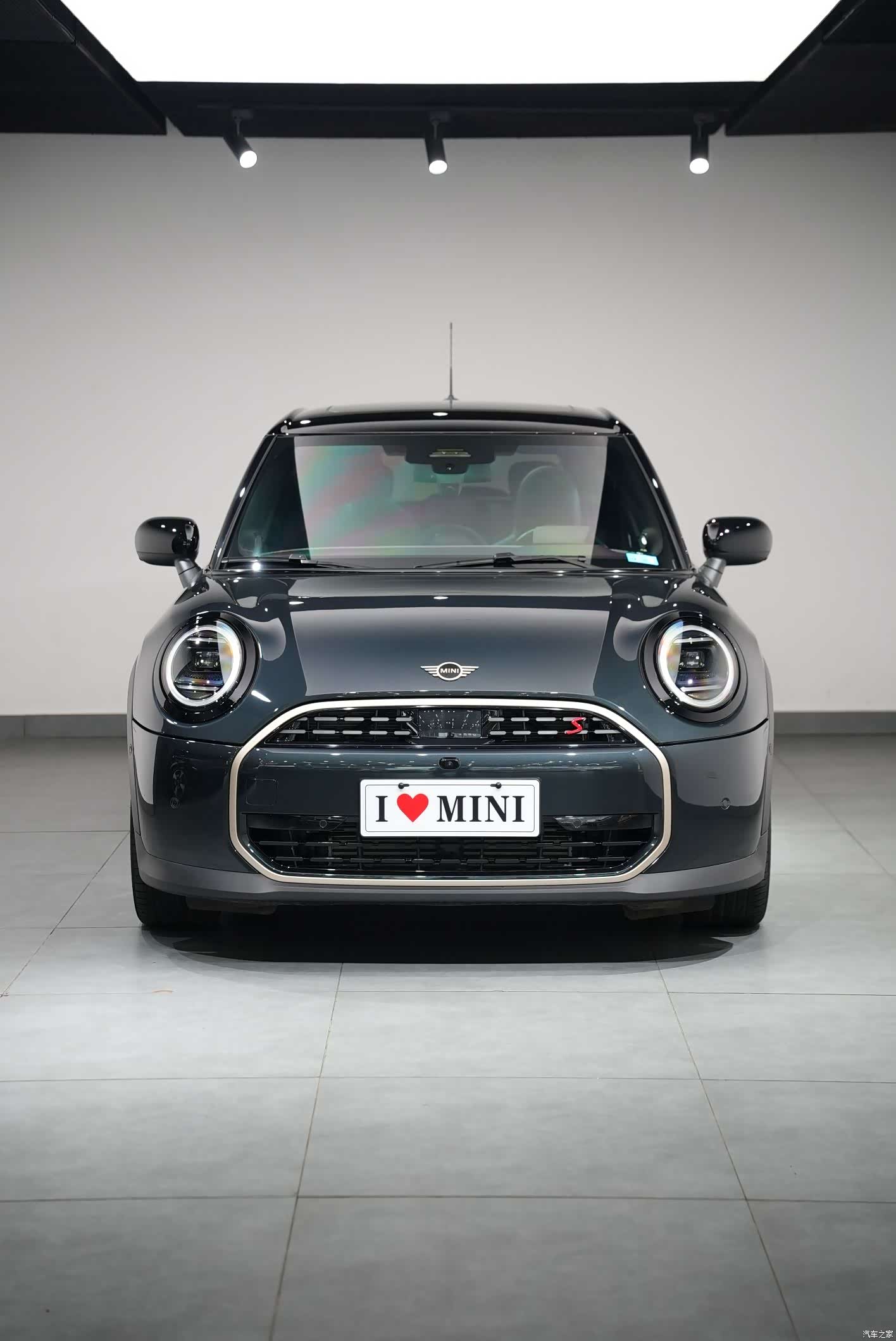 Mini Cooper, 2025 6