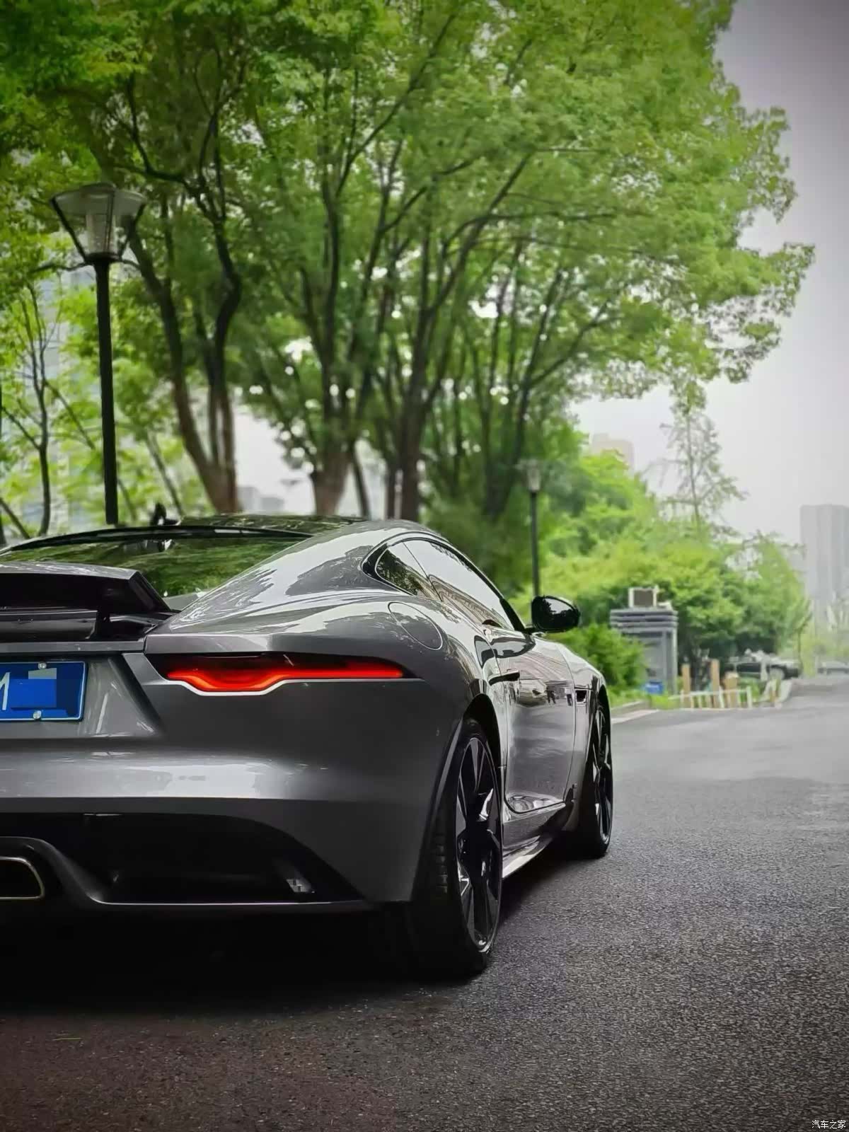 Jaguar F-TYPE, 2024 3