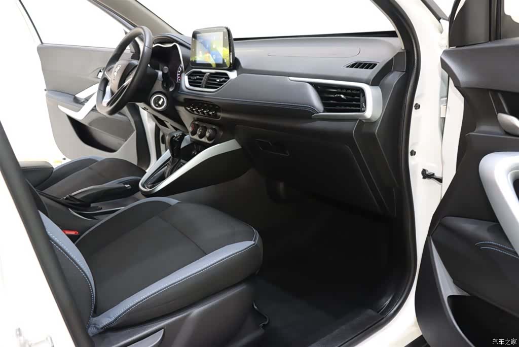 Wuling 510, 2021 8