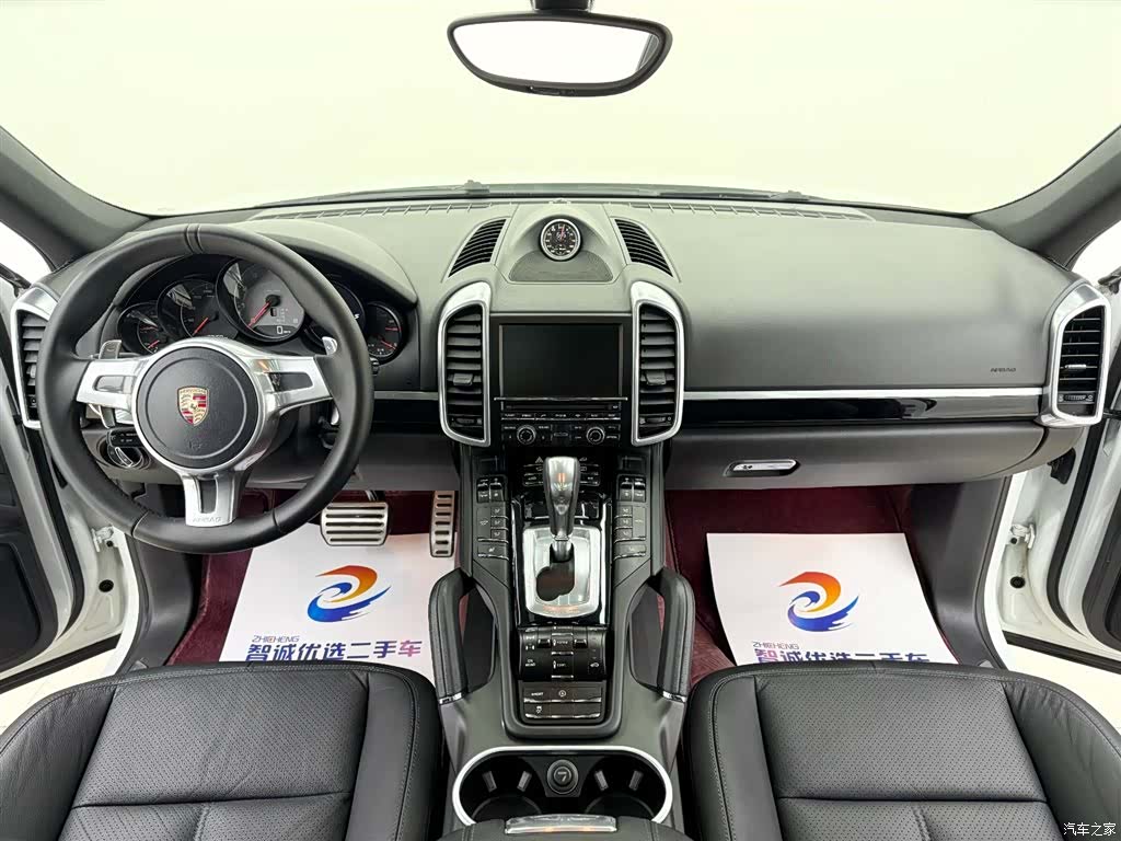 Porsche Cayenne, 2015 9