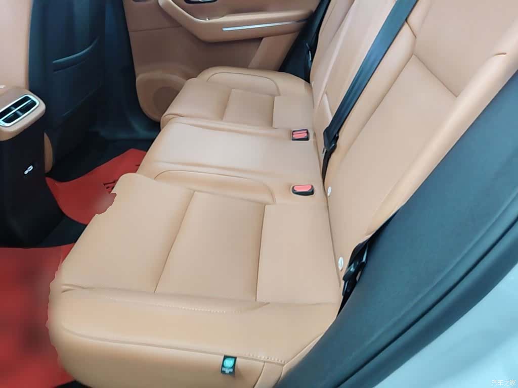 Leapmotor C10, 2025 17