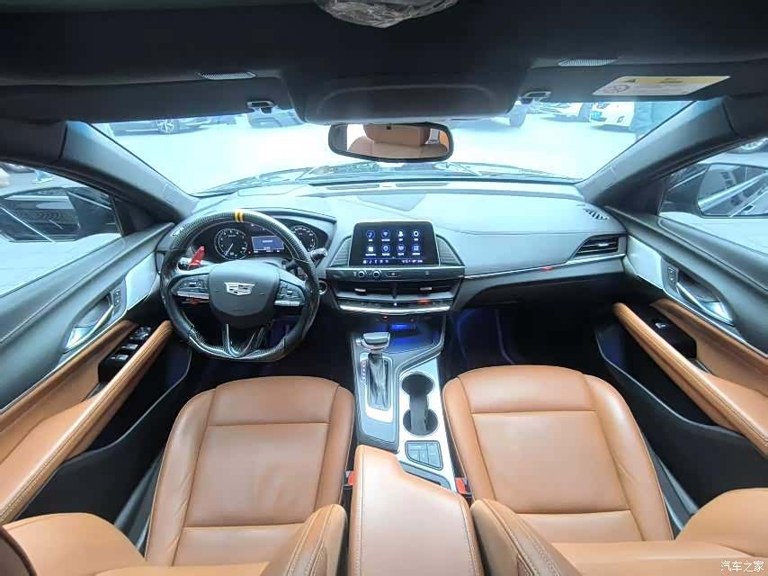 Cadillac CT4, 2021 все фото