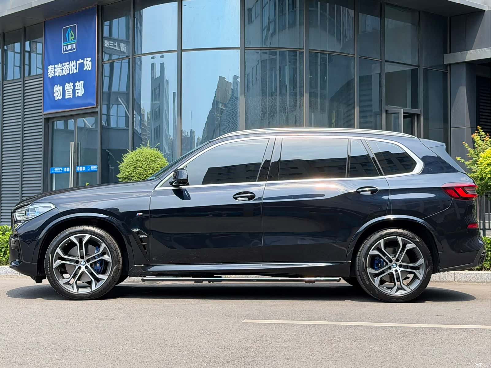 BMW X5, 2023 все фото