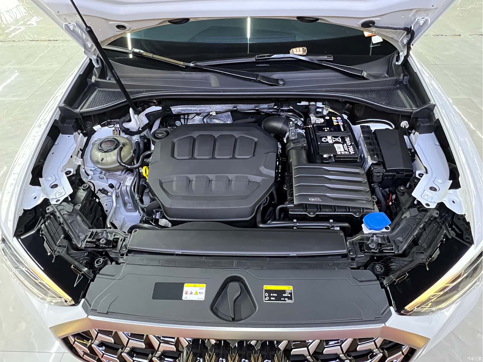 Audi Q3, 2024 15