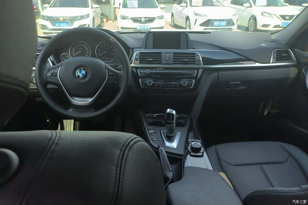 BMW 3 Series, 2016 12