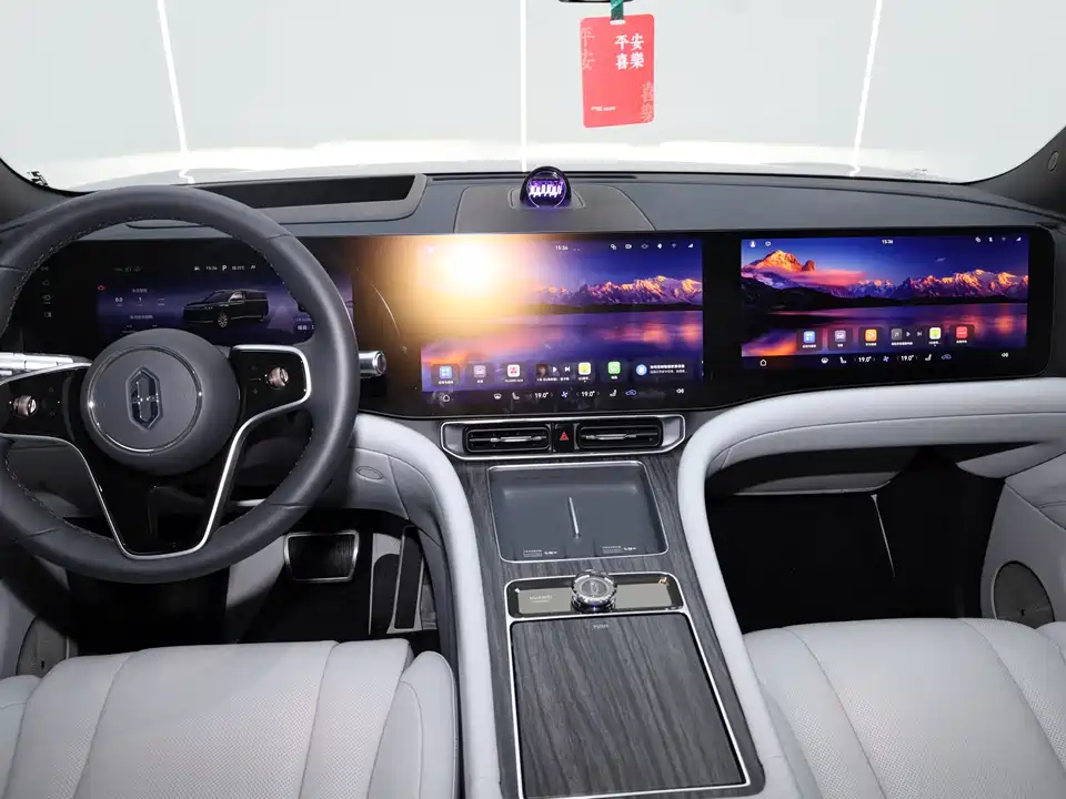 AITO Ask the world M9