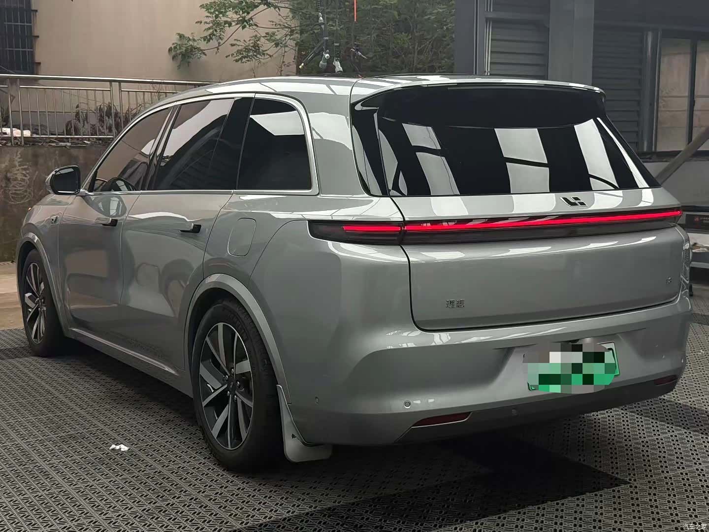 Li Auto L8, 2024 4
