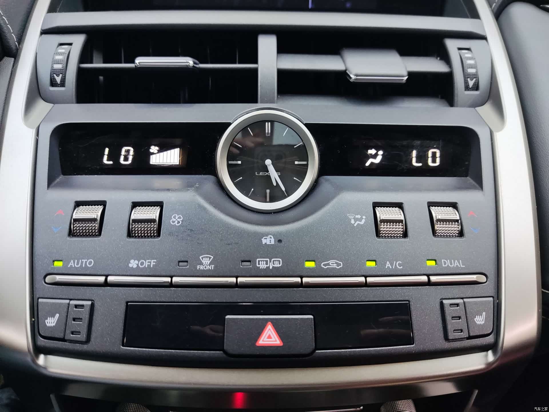 Lexus NX, 2021 19