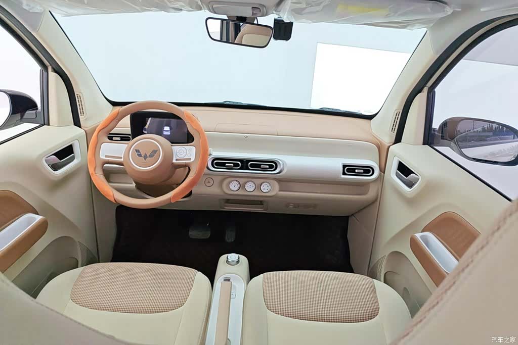 Wuling MINIEV, 2025 12