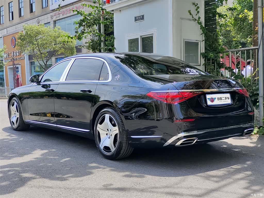 Maybach S-Class, 2023 4
