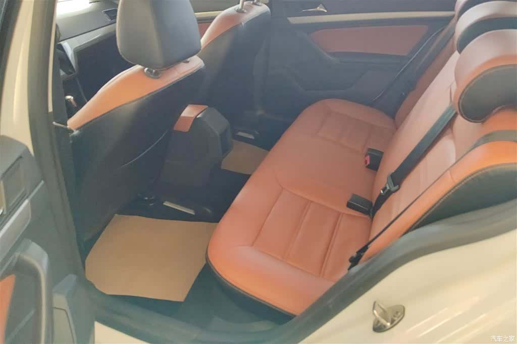 Volkswagen Lavida, 2017 11