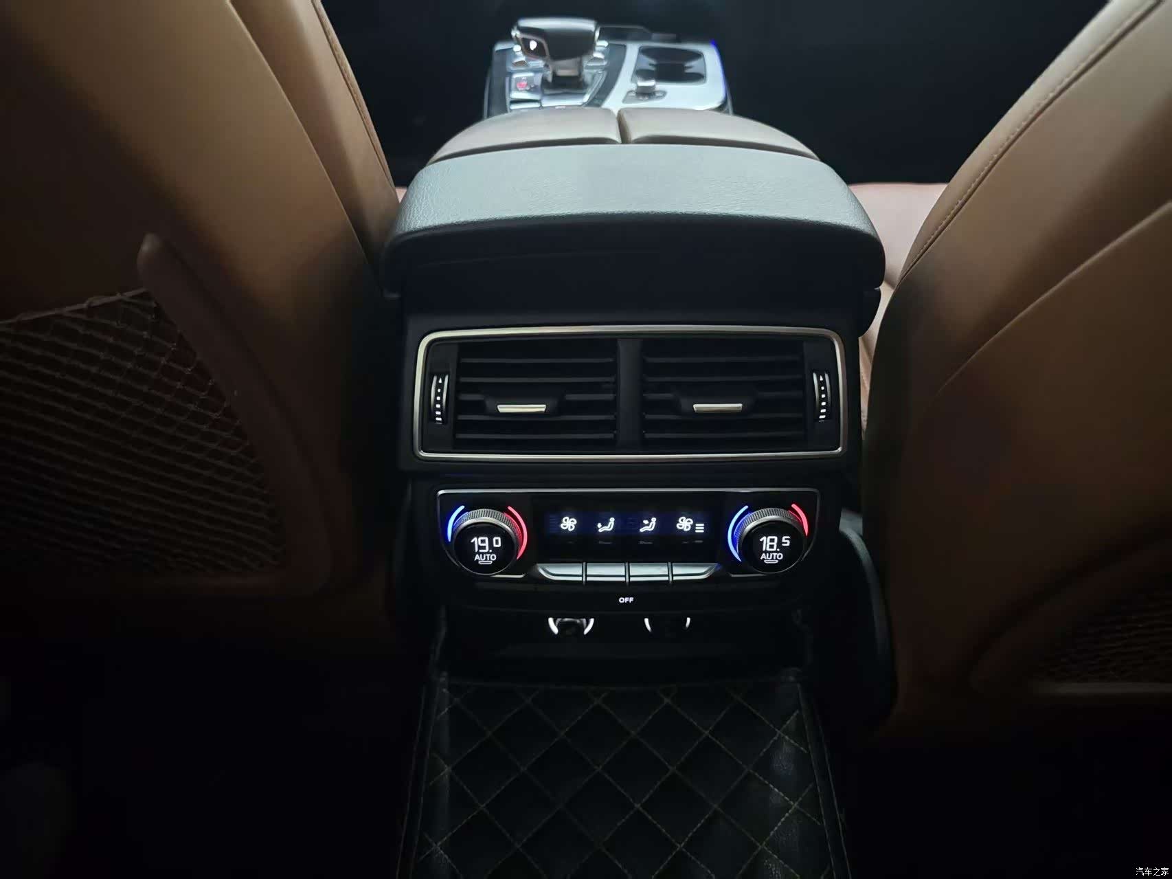 Audi Q7, 2018 9