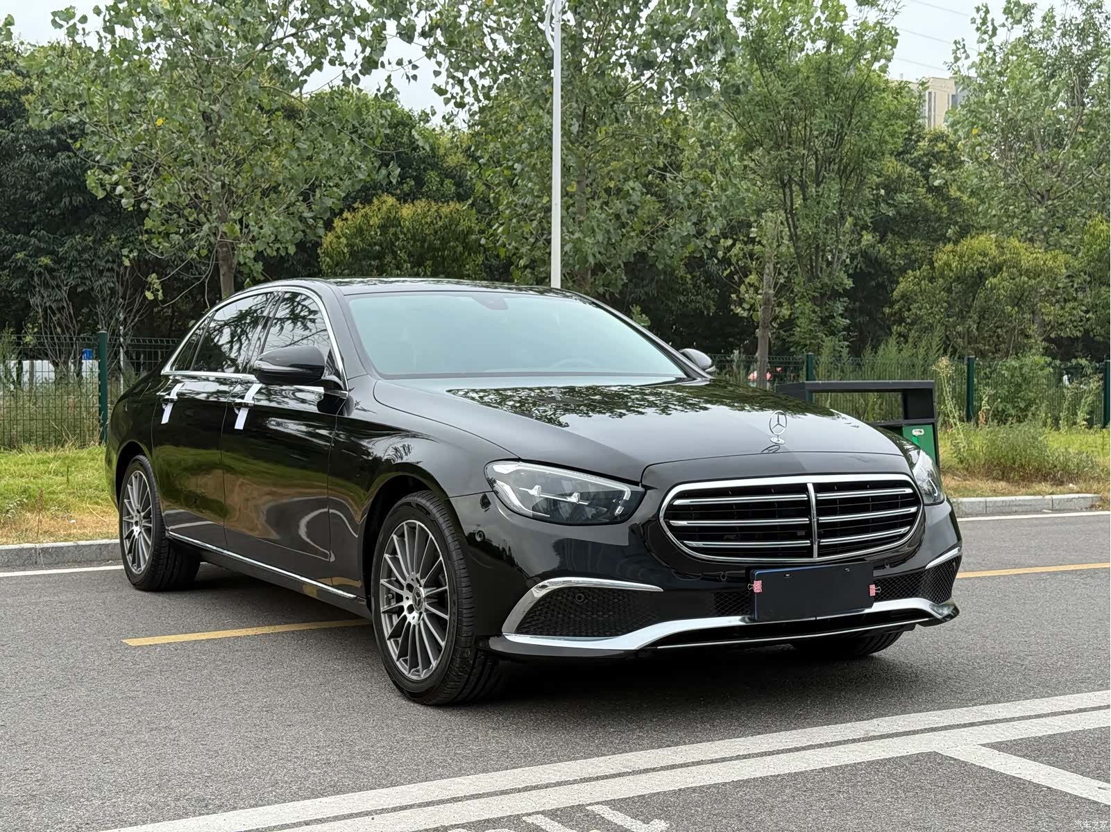 Mercedes-Benz E-Class, 2021 3