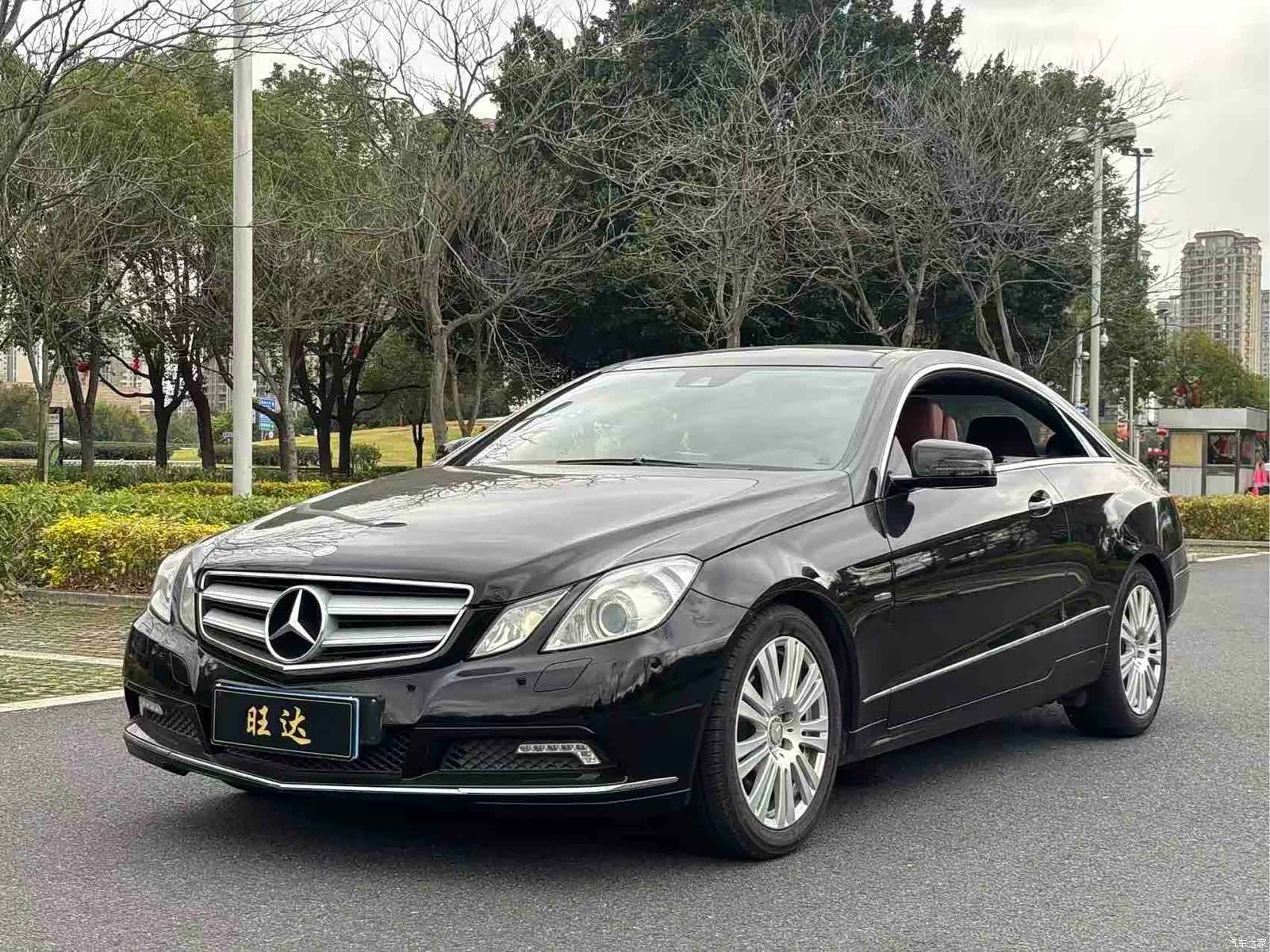 Mercedes-Benz E-Class, 2011 1