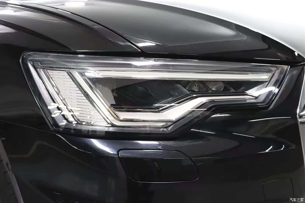 Audi A6L, 2022 14