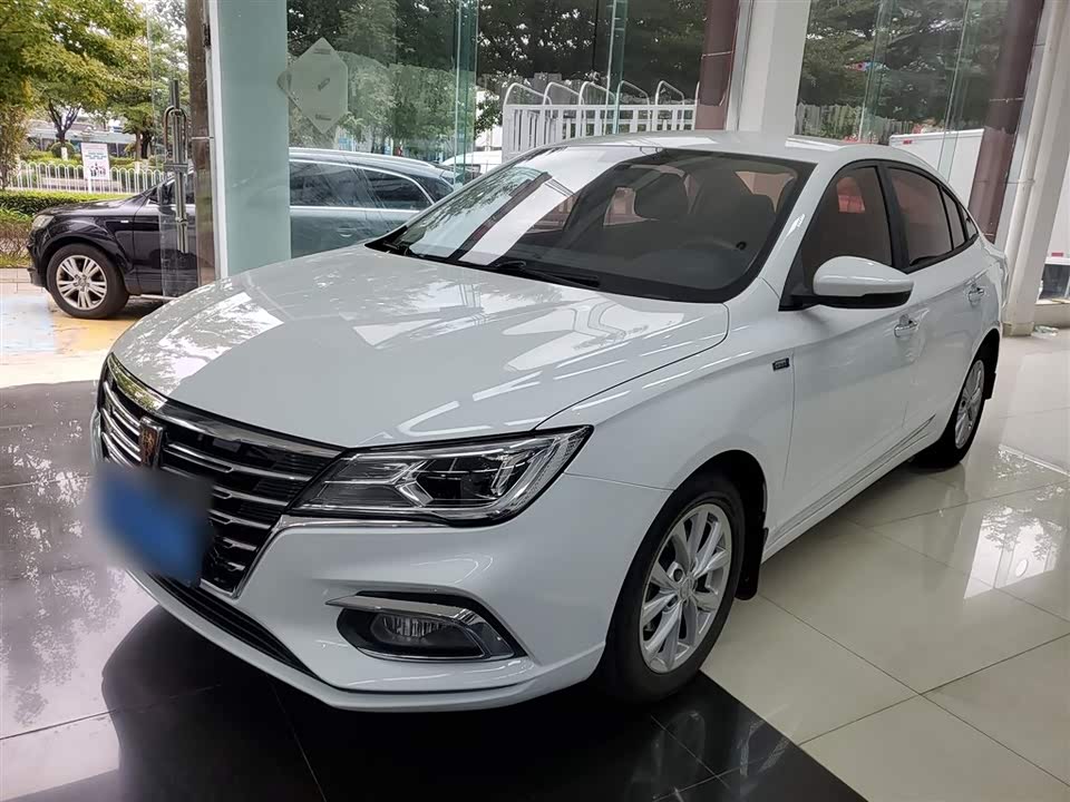 Roewe i5