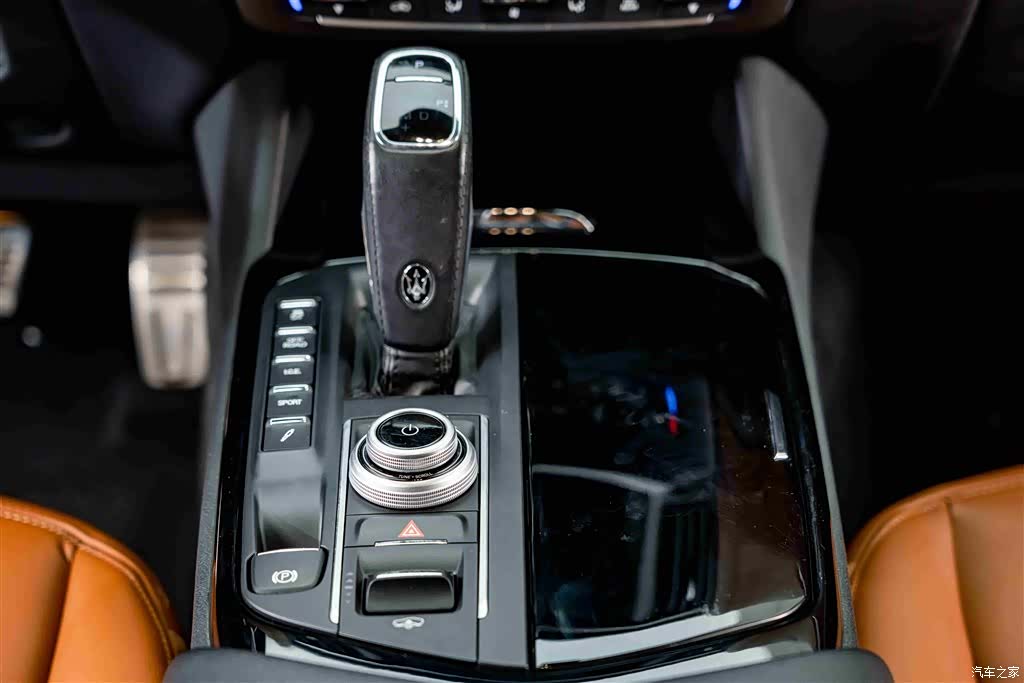 Maserati Levante, 2021 14