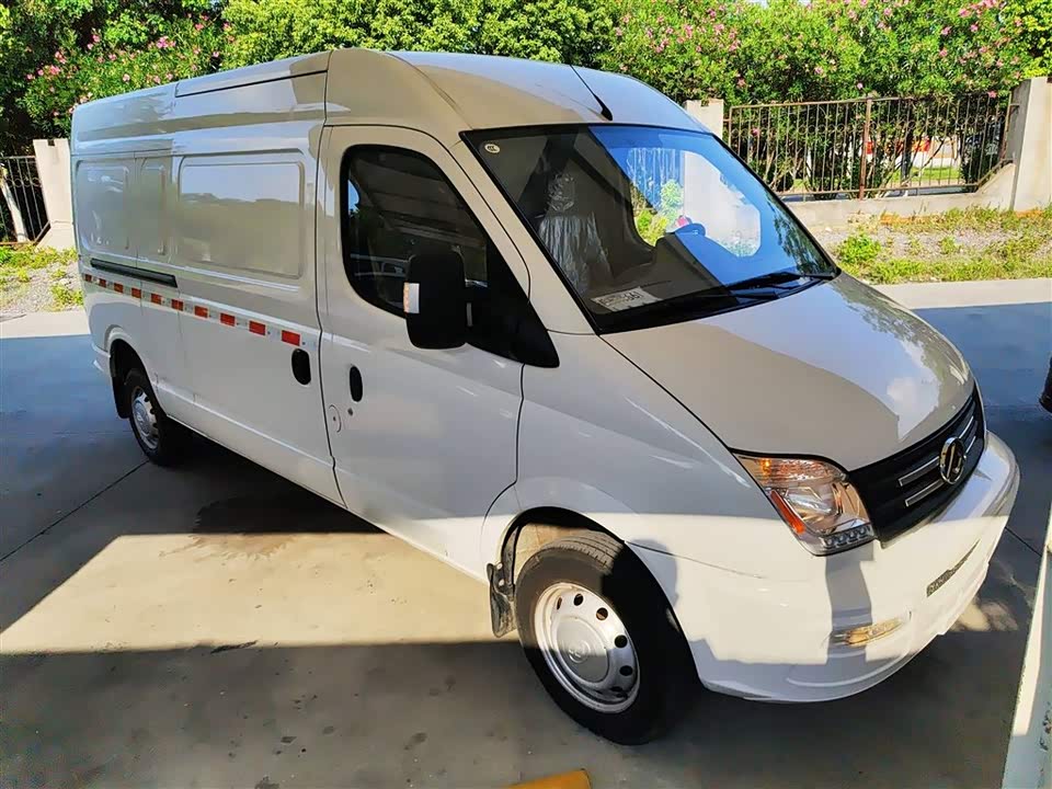 MAXUS Xintu V80