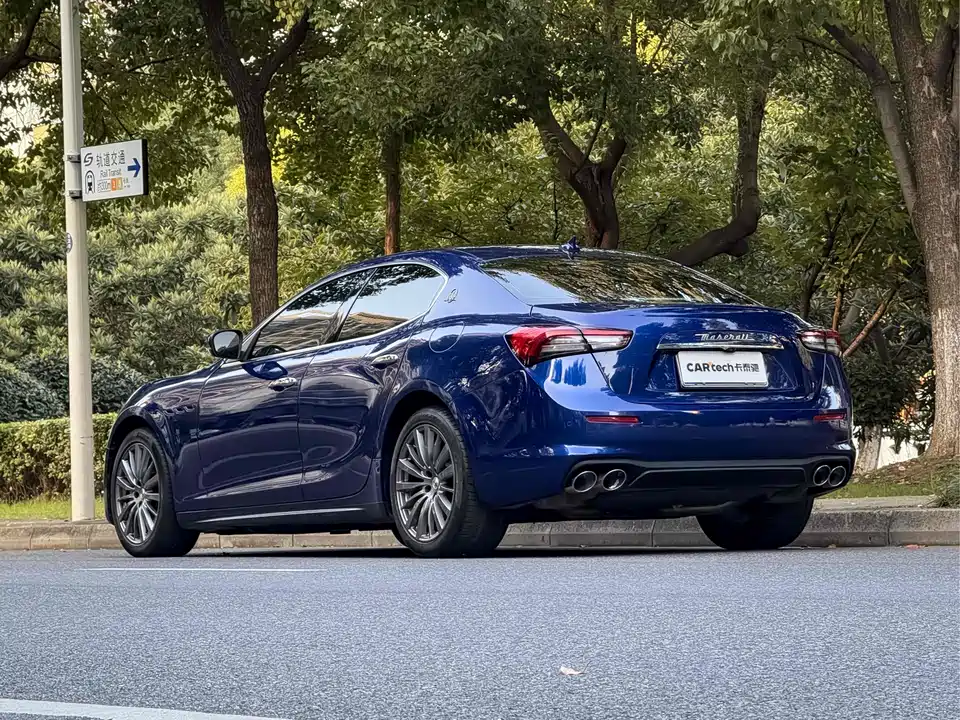Maserati Ghibli