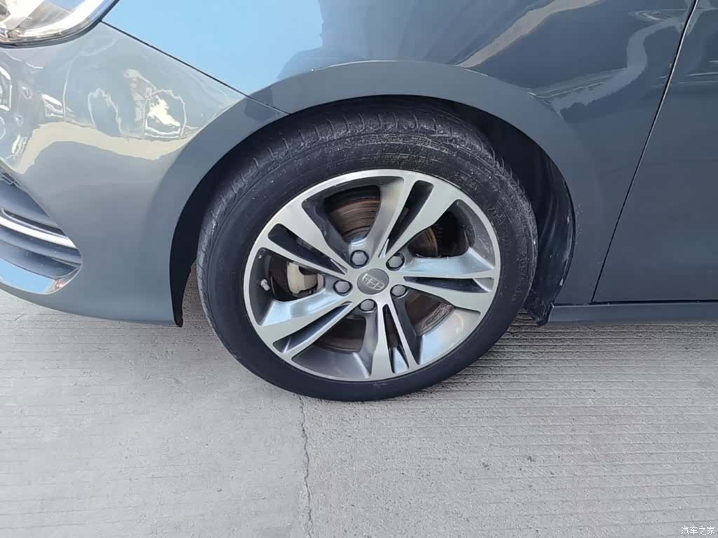 Geely Binray, 2018 23