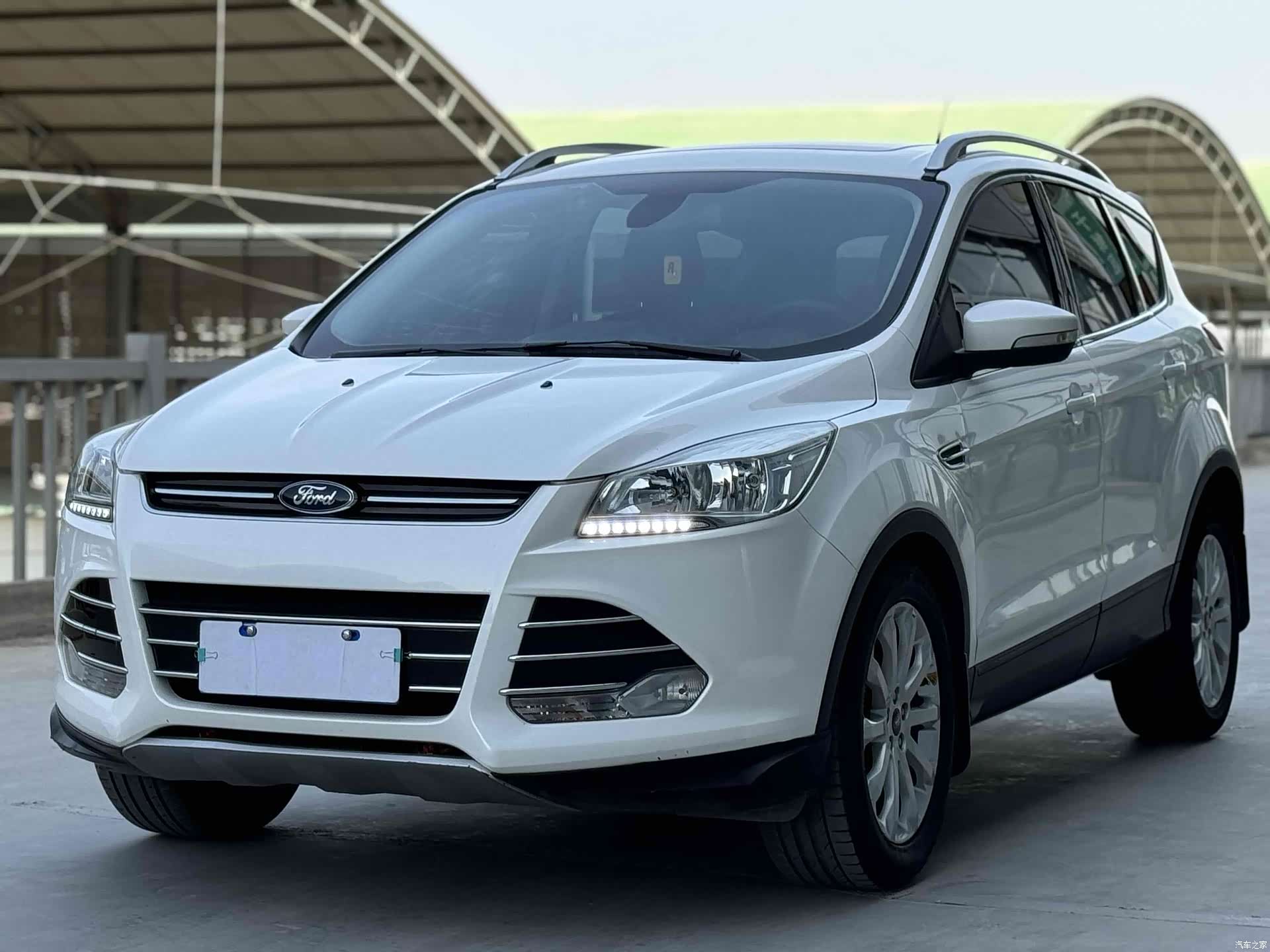 Ford Kuga, 2016 1