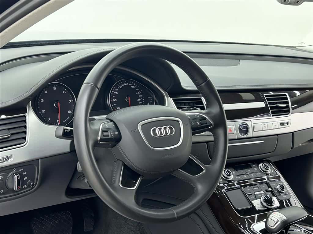 Audi A8L, 2015 22
